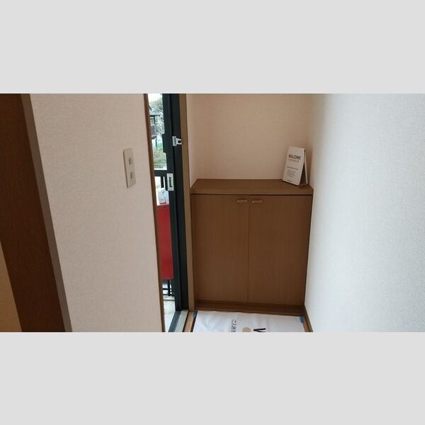 フォン・ブラウン201号室 玄関