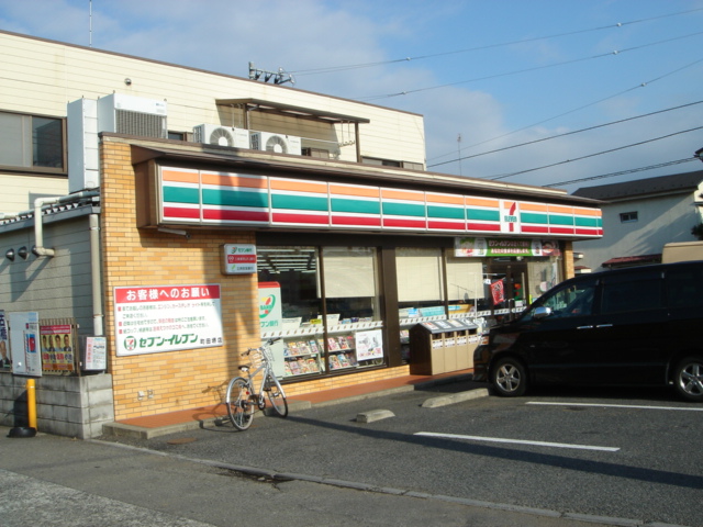 プレサスコート セブンイレブンまで200ｍ