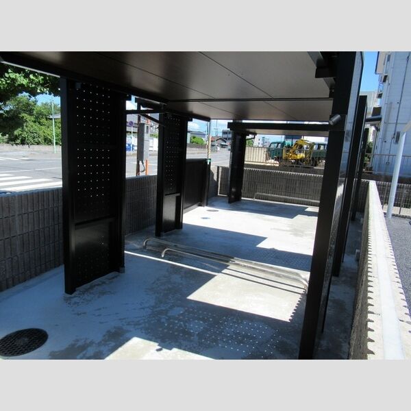 Felicidade(フェリシダージ)301号室 駐輪場