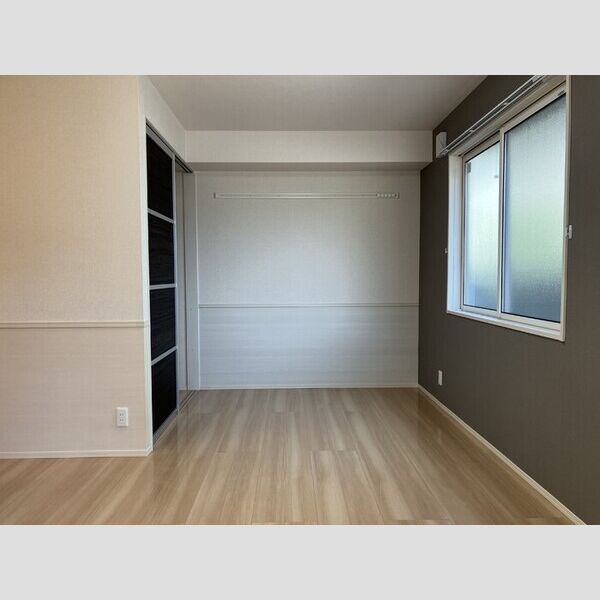 プランタン102号室 洋室