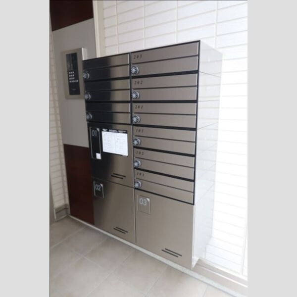 グラナーデ興宮町 集合ポスト、宅配ボックス