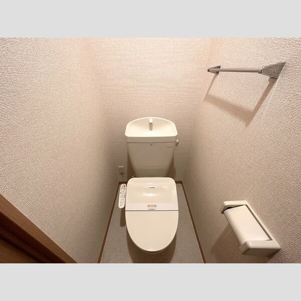 メゾン義101号室 トイレ