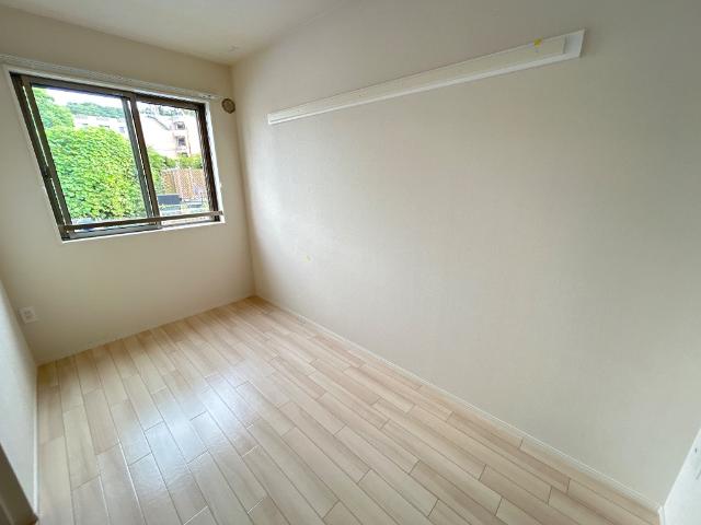 キャメロット八王子105号室 洋室