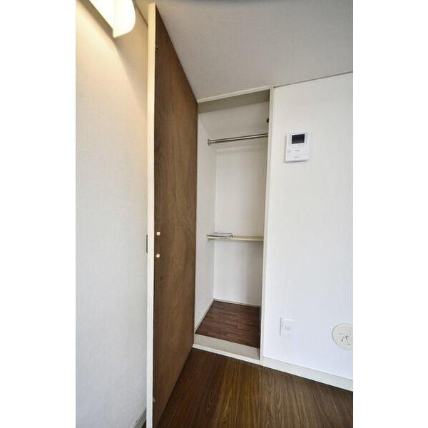 レオパレスブランカ0102号室 収納