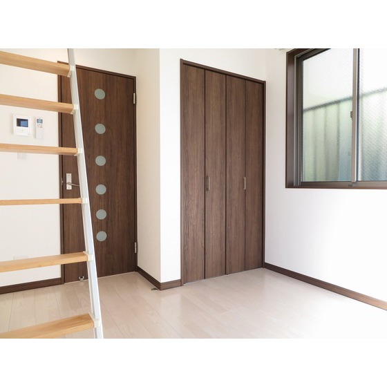 XinYi(シンイ)1996 居室