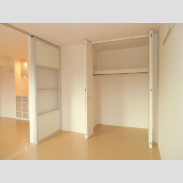 レムロード・M202号室 洋室