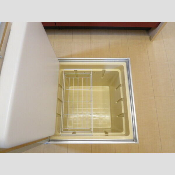 SVPシー103号室 床下収納