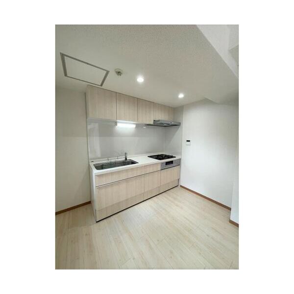 ルベールデュソレイユ406号室 キッチン