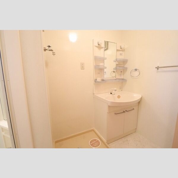 パーシモン303号室 洗髪洗面化粧台