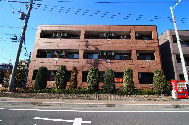 サザンクロスＢ 外観写真（昼）