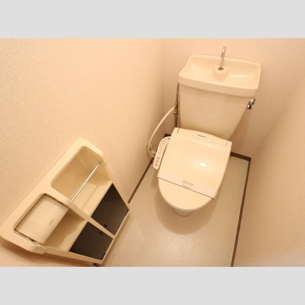 ラークヒルズ 温水洗浄便座