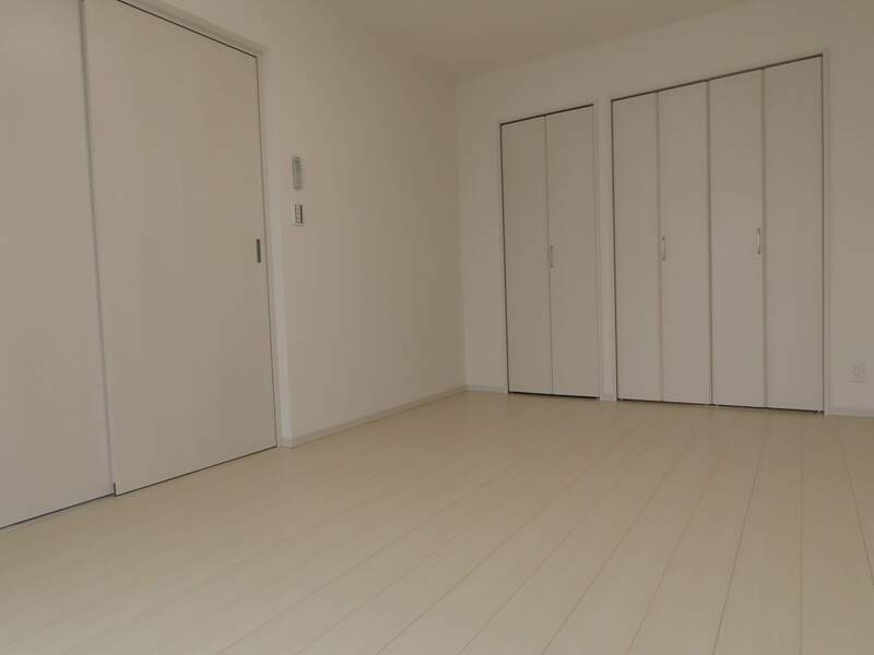 リブリ・June KALUNASIA3階 内観