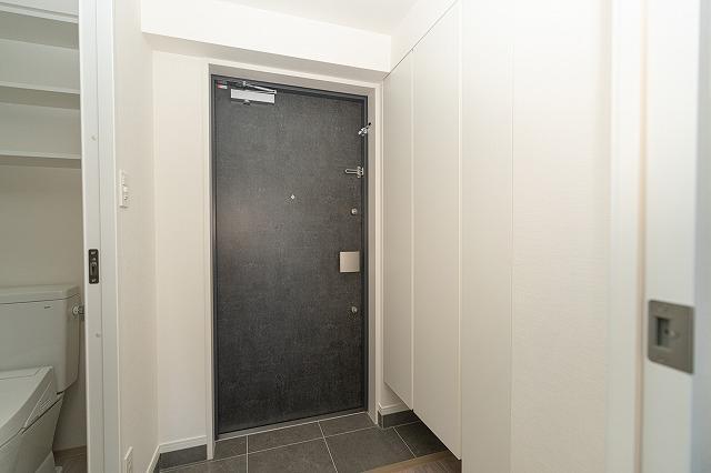 Lighthouse中馬込4階 玄関