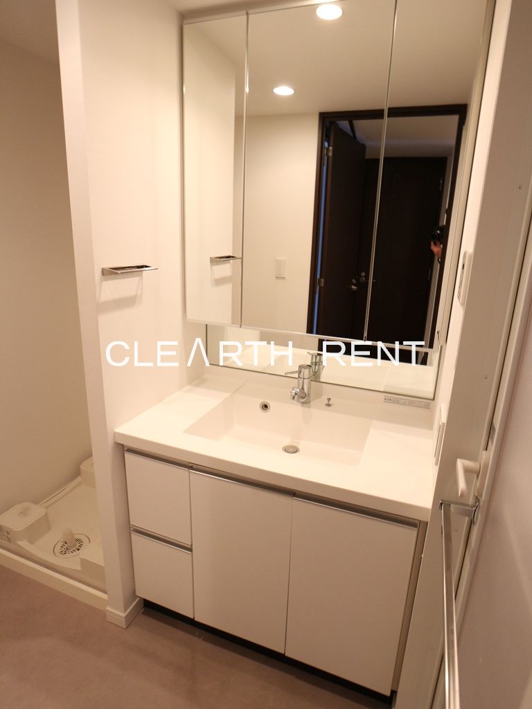 ザ湾岸タワーレックスガーデン21階 うれしい独立洗面台