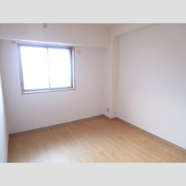 ベルサンモール702号室 洋室②