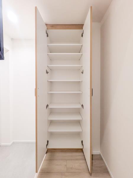 プラティーク清澄庭園 リビング