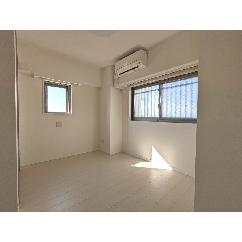 グランパーク町屋7階 洋室2