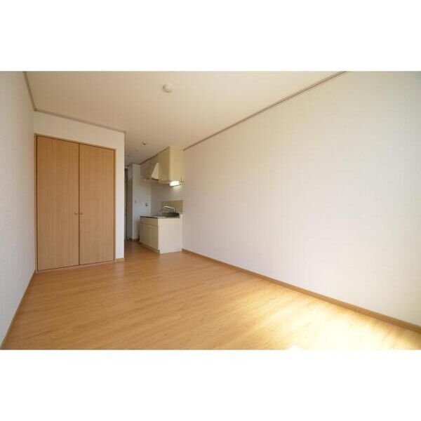 エステート亀ヶ谷 リビング