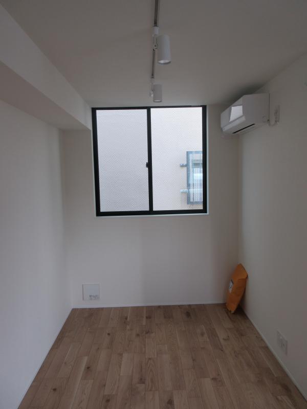 グランエッグス四谷N2階 トイレ