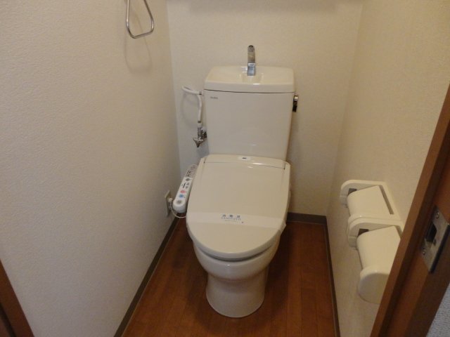 ＢＲＯＯＫＳＴＯＮＥ横濱303号室 シャワー付トイレ