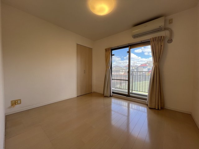 ゼファーグリーンアイル　グランデフォート リビング