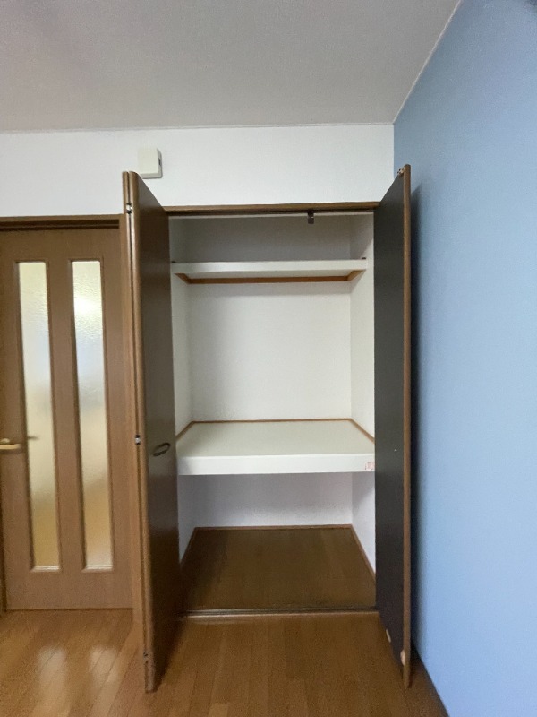 クロノス霞が関South2階 収納