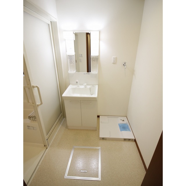 アドシール Center VillageⅣ 内観