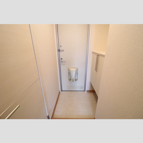 ルーチェおゆみ野 玄関