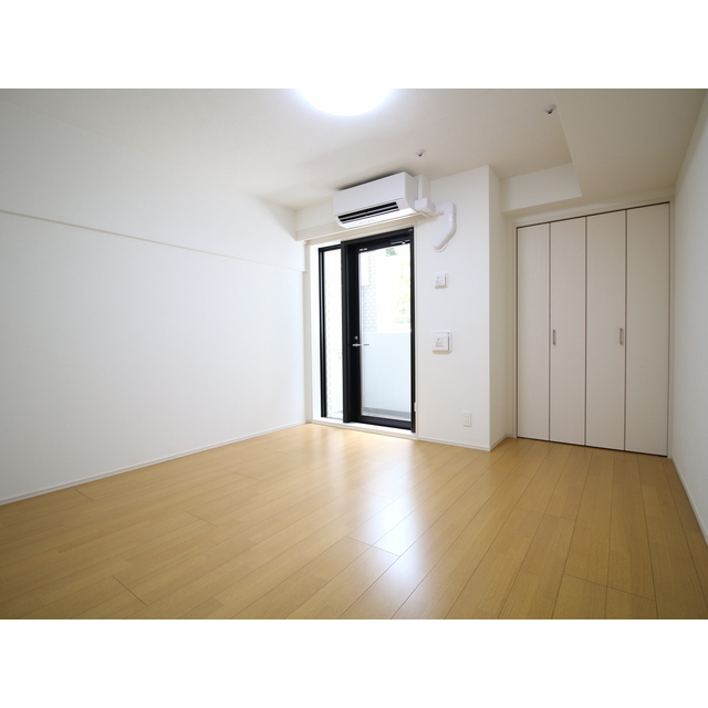 プレール・ドゥーク赤塚102号室 洋室約8.0帖