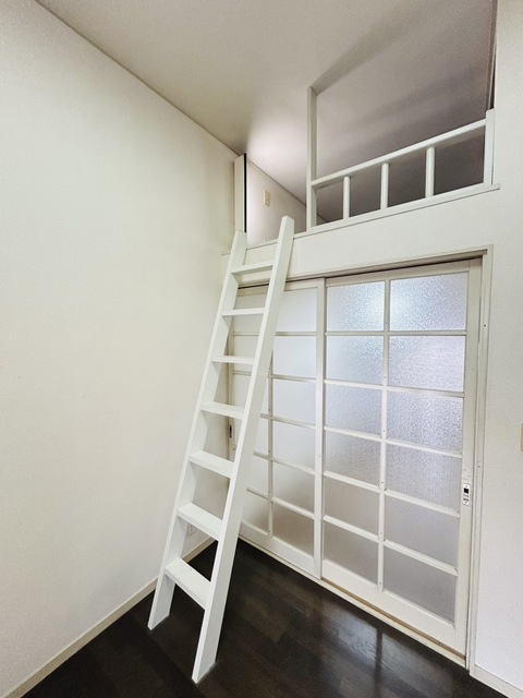 ジュネパレス鎌倉第３0102号室 リビング