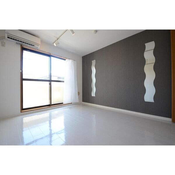 R-STYLE町田205号室 リビング