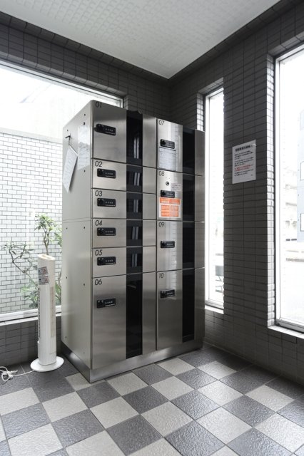 レクセル武蔵関5階 宅配BOX