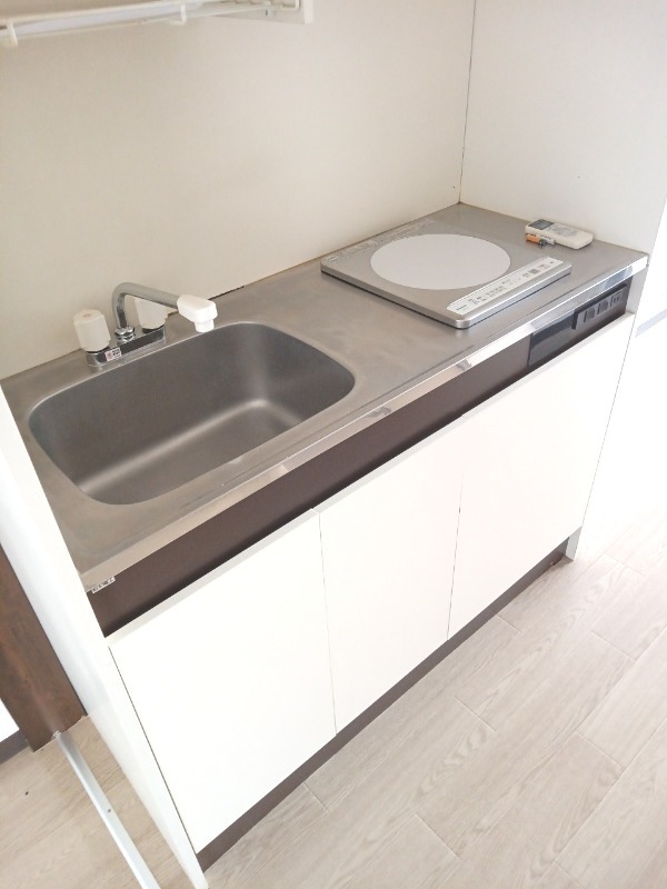 クロノス南大沢A・B1階 部屋その他