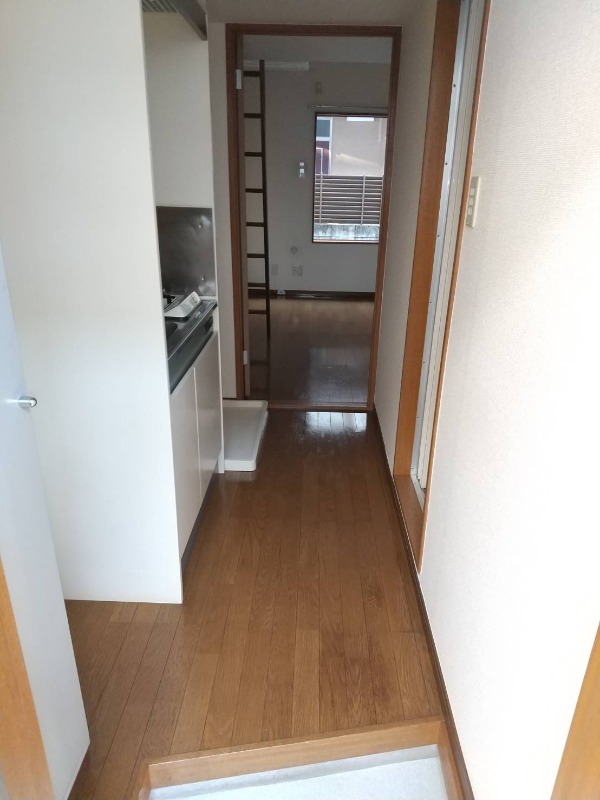 グランドール皆川1階 玄関