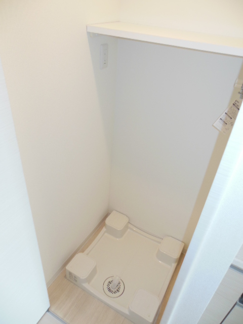 ガーラ・プレシャス横濱関内5階 室内洗濯機置場