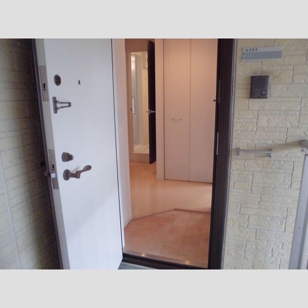 イーストエンジェル青山　A棟 玄関