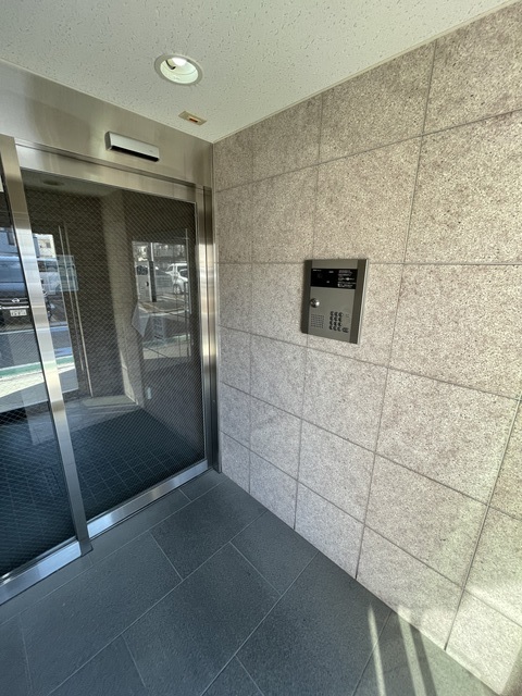 カーロヴィッラ高円寺 エントランス