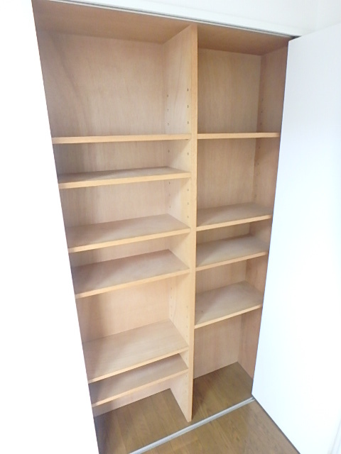 パレ・ドールアイディ大森 クローゼット2