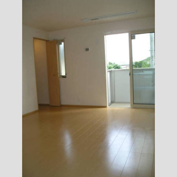 フロース201号室 洋室【10.6帖】