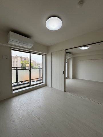 Ｇｒａｎｄ　ｂ’　ＣＡＳＡ山王0801号室 別部屋の同じタイプのお写真です。