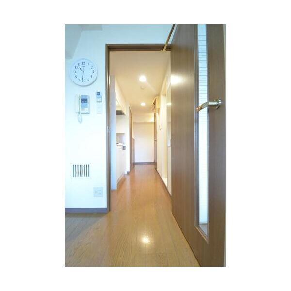 ドエルイン月島 玄関