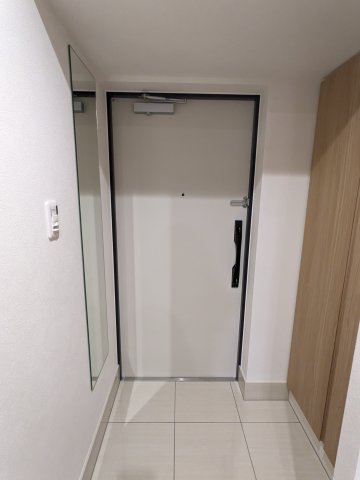 ジェイアール稲毛駅前レジデンス1101号室 玄関