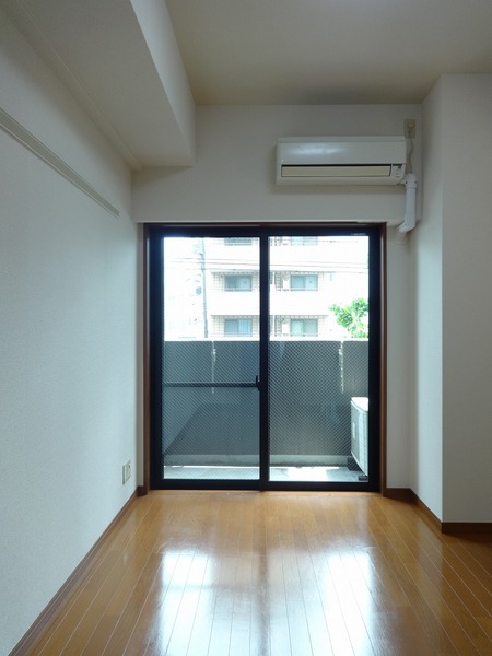 パークウェルツインズ戸越銀座弐番館 リビング