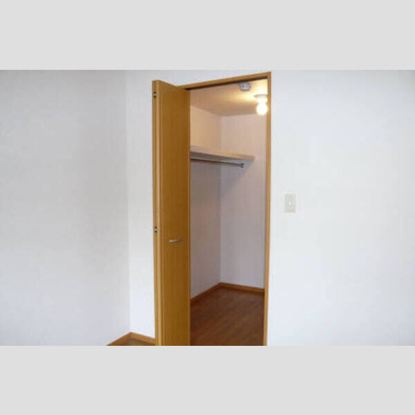 ミルフィーユ・アネックス ウォークインクローゼット