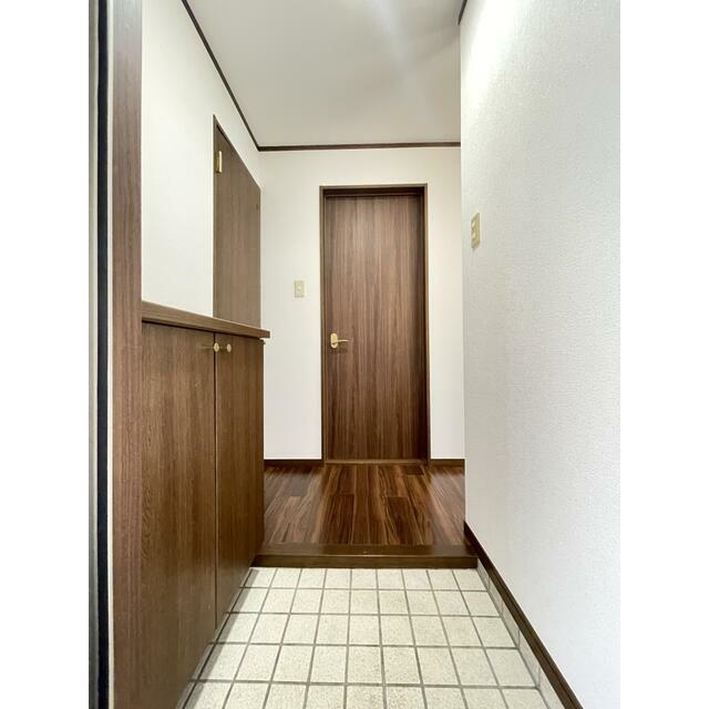 サンライズパーク河井B棟 玄関