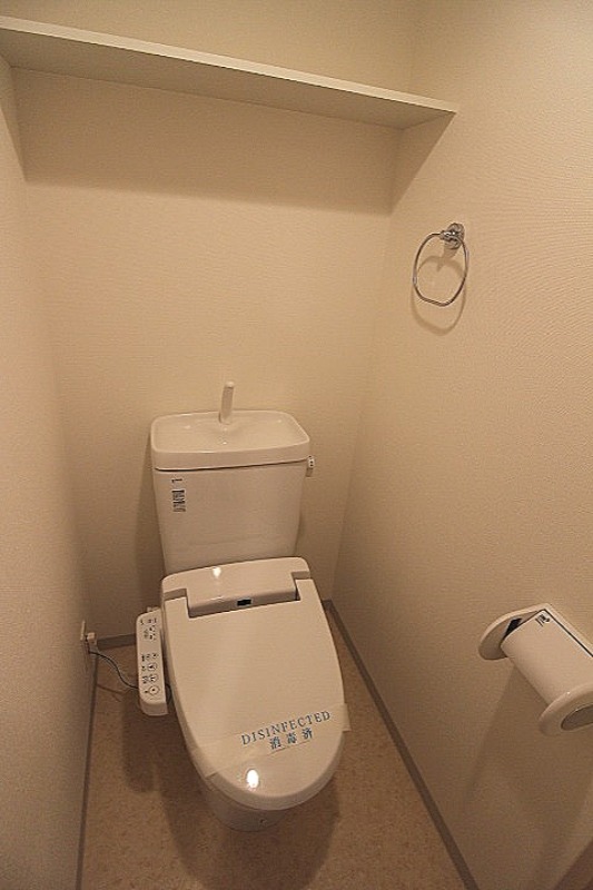 AZEST　 ITABASHI　（アゼスト板橋） トイレ