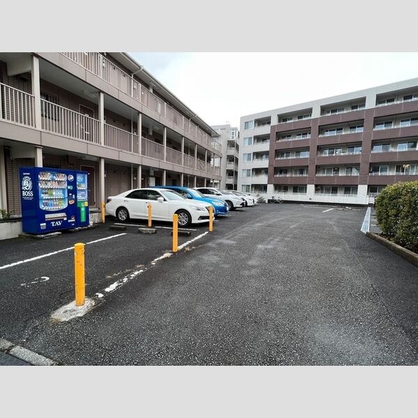 グリーンハイツⅡ 駐車場