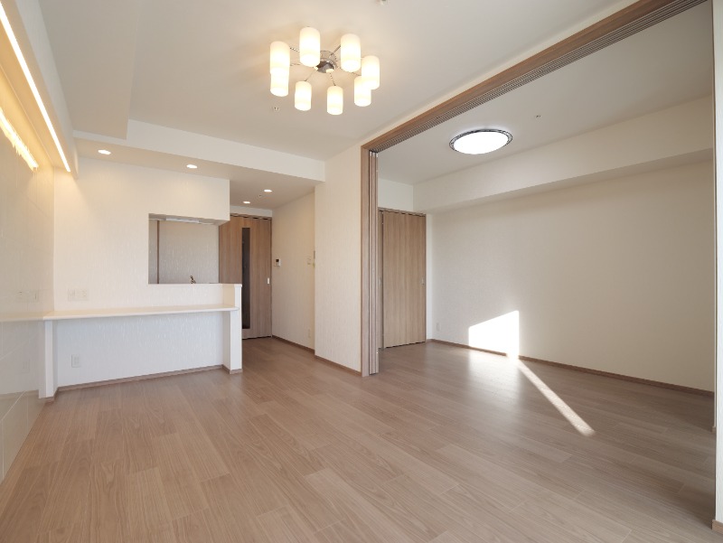 プレジオ西新井8階 エントランス