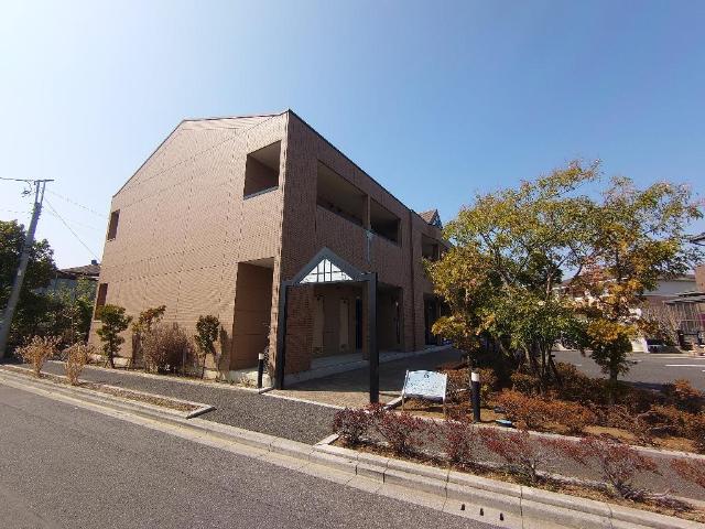 グリーンモール 外観写真（昼）