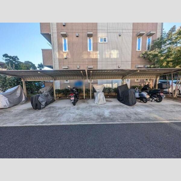 アルページュ大森　J棟 バイク置き場